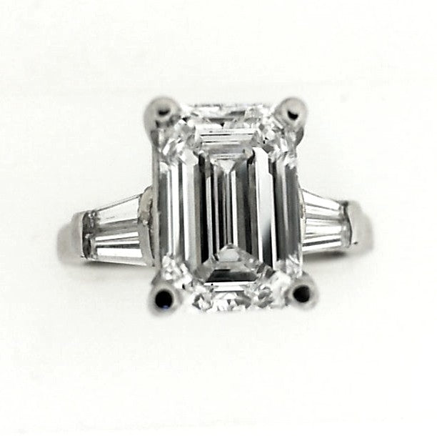 Vintage diamond and platinum engagement ring