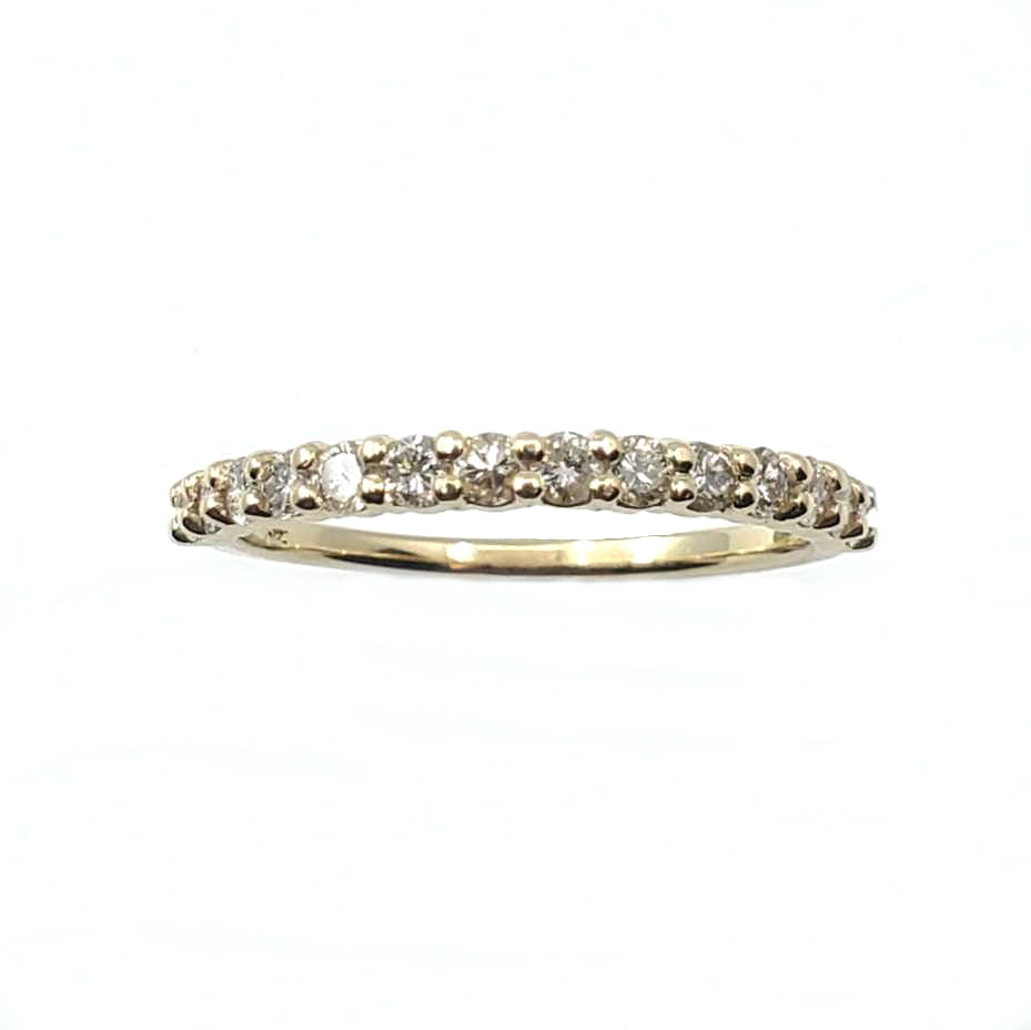 Yellow Gold Shared Prong Diamond Wedding Band