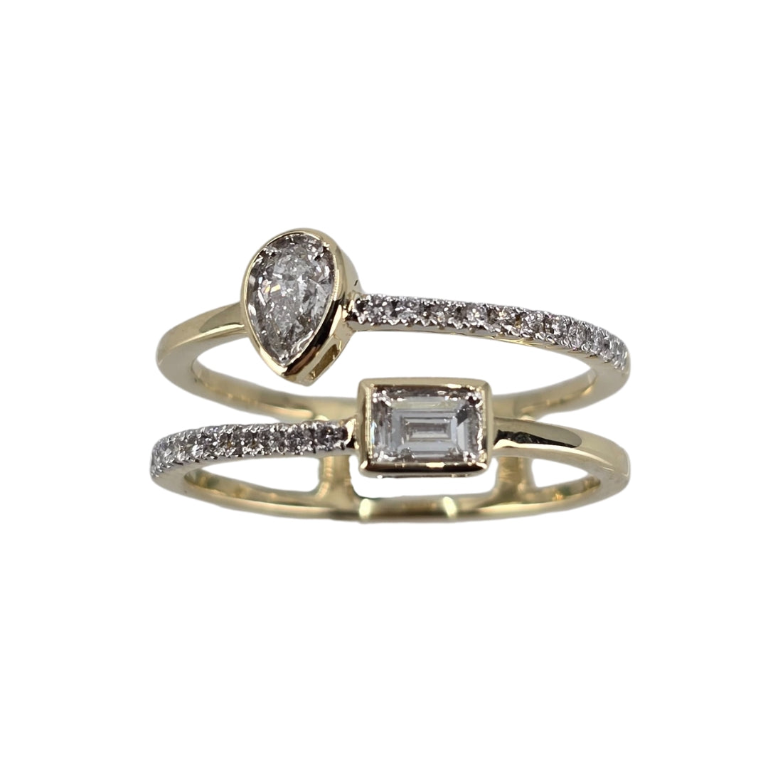 Yellow Gold Baguette Diamond Split Shank Ring