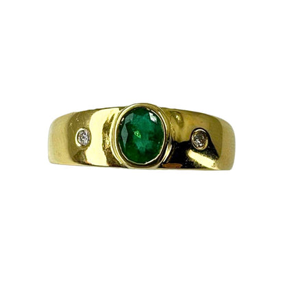 Yellow Gold Oval Emerald Band