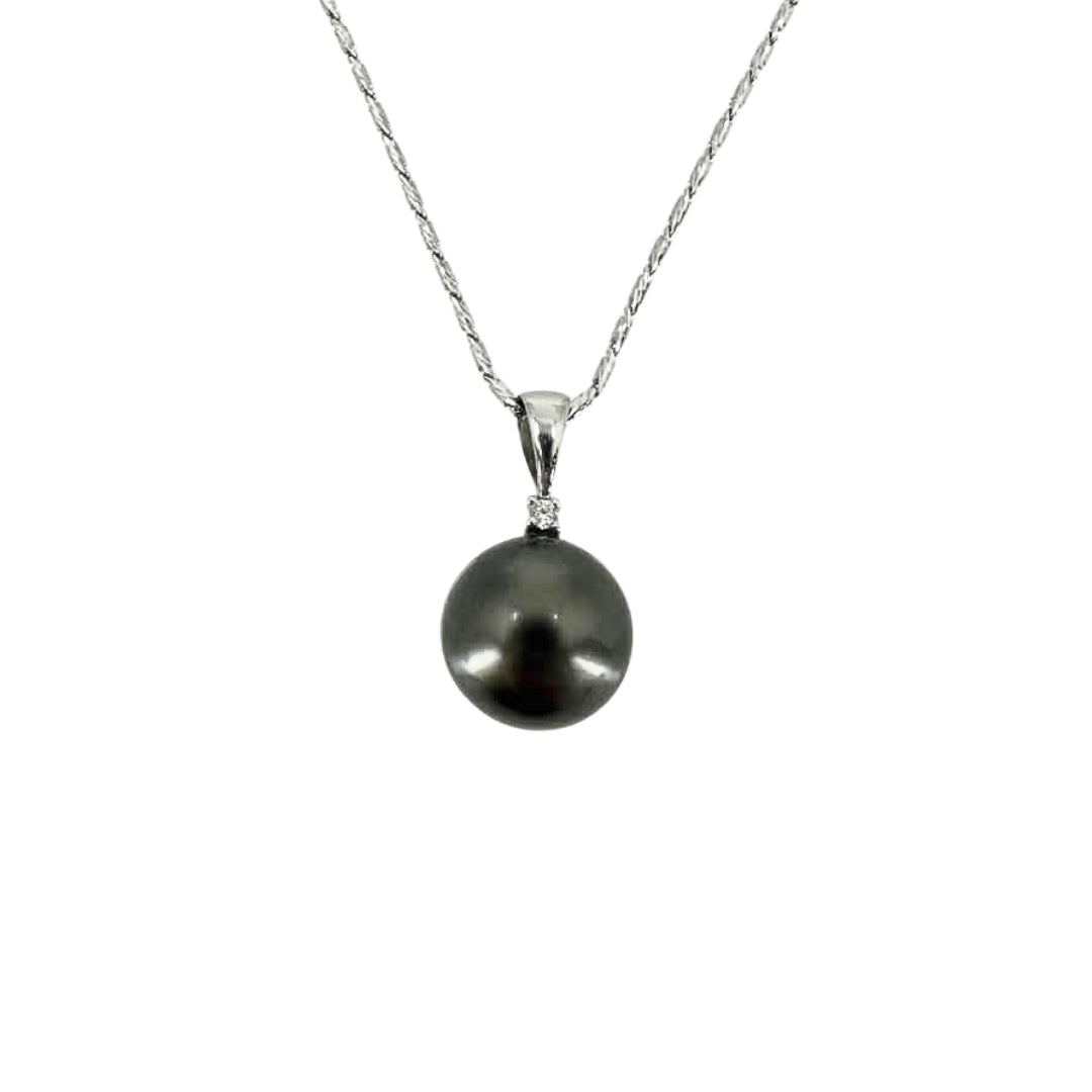 White Gold Black Tahitian Pearl Pendant