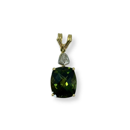 Two Tone Gold Green Tourmaline and Kite Diamond Pendant