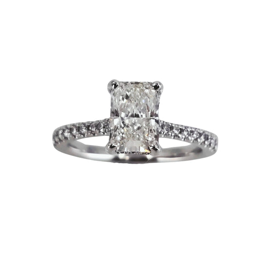 Lab Grown Radiant Cut Diamond Engagement Ring