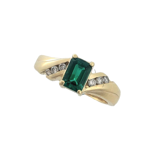 Vintage Twist Style Emerald and Diamond Ring