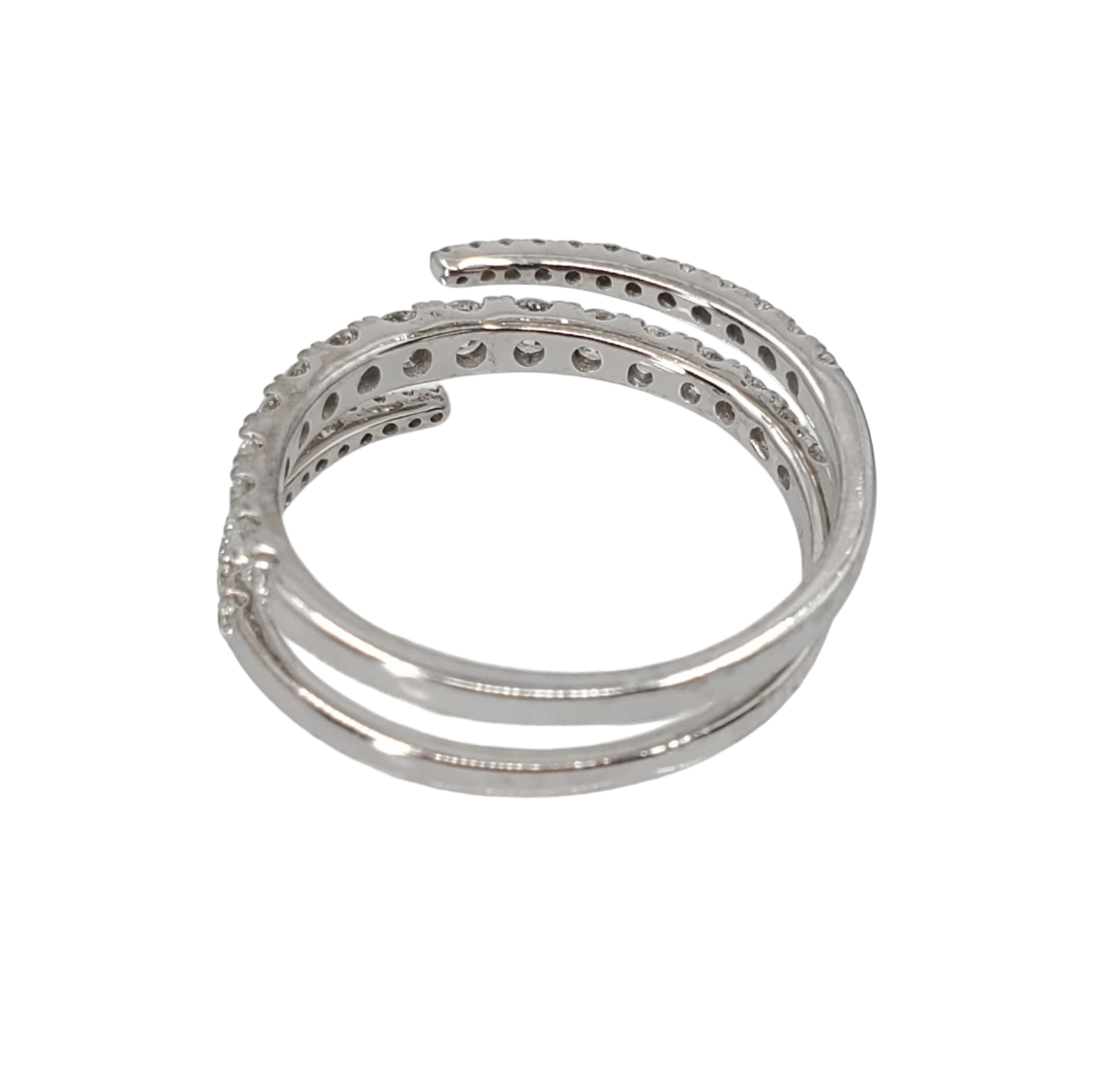 Round Diamond Bypass Ring in White Gold