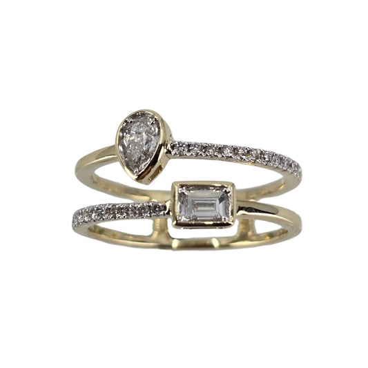 Yellow Gold Baguette Diamond Split Shank Ring